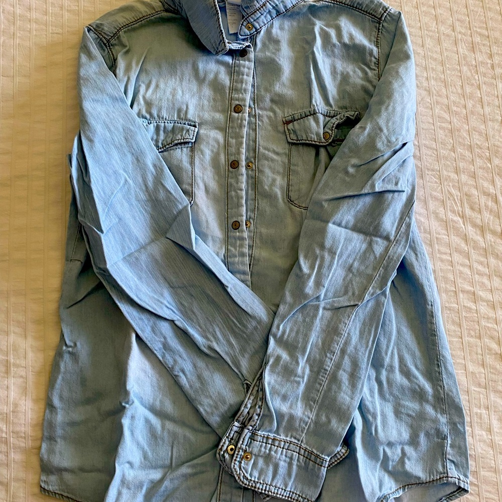 faded jeans colored polo